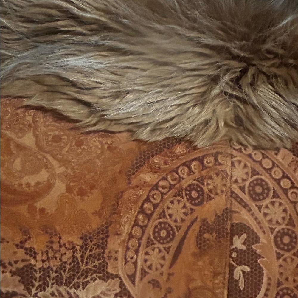 Newport News Vintage Penny Lane Paisley Suede w/Faux Fur - Picture 10 of 12